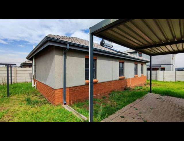 3 BEDROOM HOUSE FOR SALE IN ALBERTSDAL